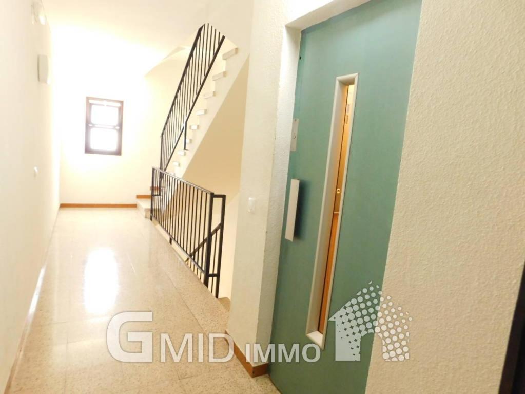 דירות אמפוריבראבה Cosy house מראה חיצוני תמונה